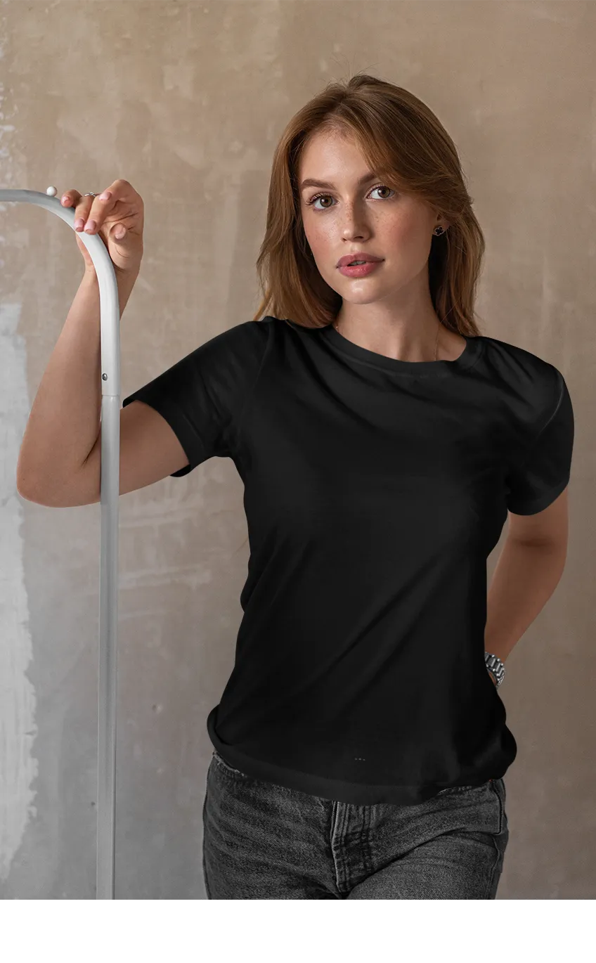 BASIC BLACK HALF-SLEEVE T-SHIRTS