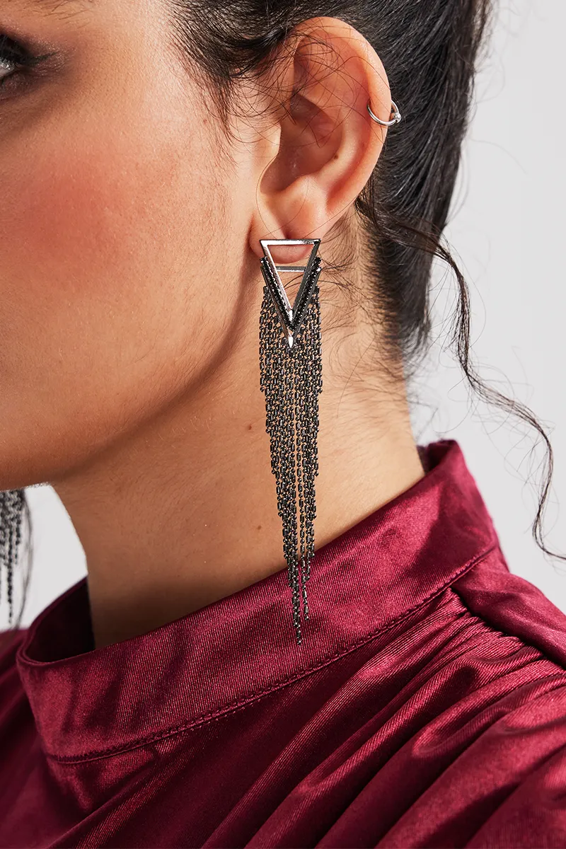 Curveins Sparkle Fringe Black Earring