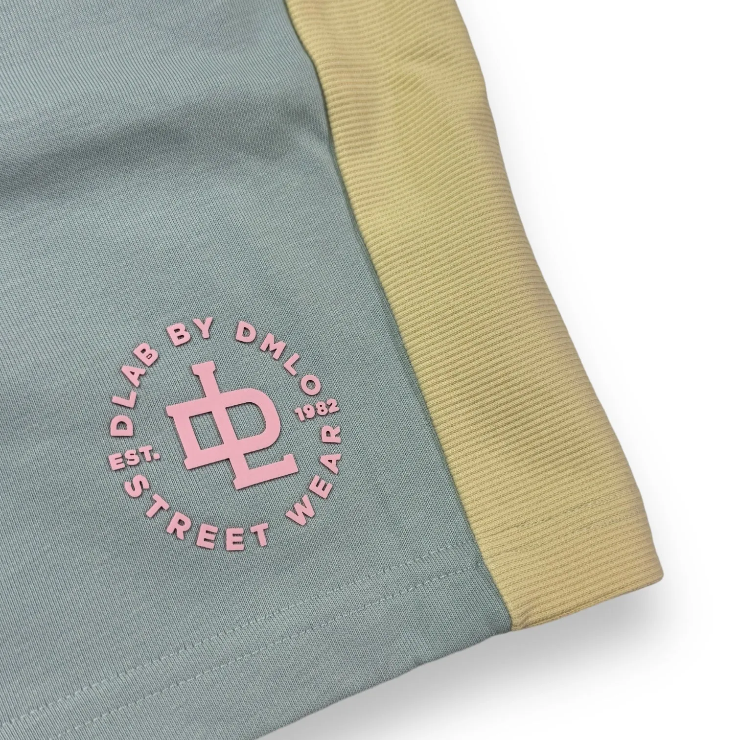 Certainly! Heres an optimized title with modifiers for the e-commerce product:

Stylish DLAB Oversized Shorts - Baby Blue, Cream & Brown | Comfortable & Trendy Casual Wear

This title uses adjectives like Stylish, Comfortable, and Trendy to attract potential buyers, while also including all the color options.