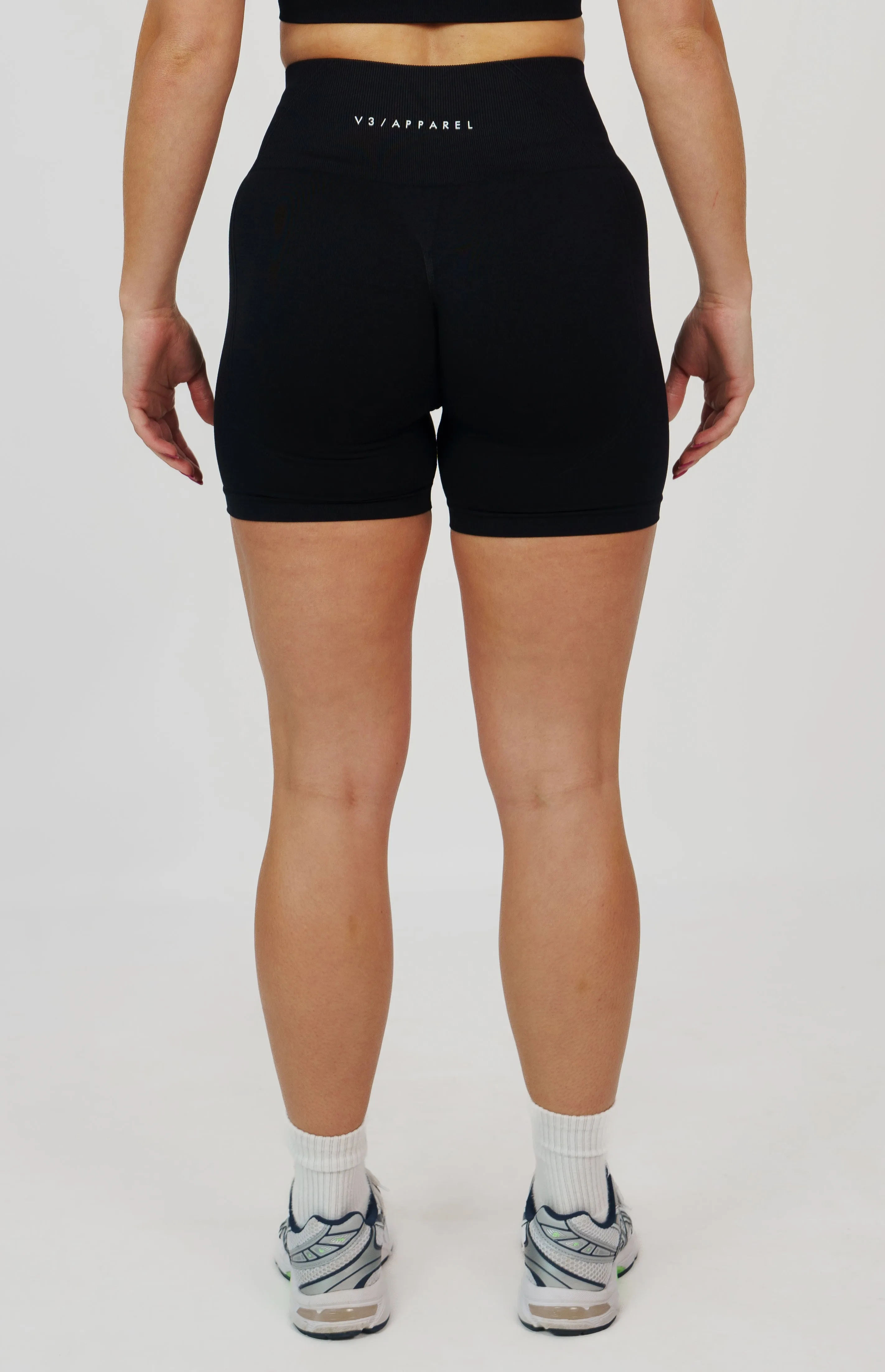 Tempo Seamless Scrunch Shorts - Black